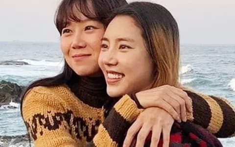 沒有出席孔曉振婚禮的孫淡妃上傳了16個字的帖文⋯⋯網：「她們是絕交了嗎？」