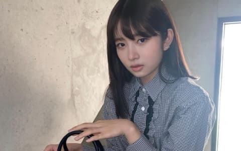 IVE Rei在祝賀舞臺上因走音失誤而道歉！網友安慰表示：「反而很可愛！」