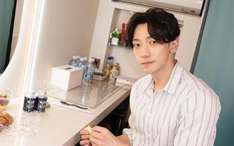 Rain看新年運勢時得到了意外的消息⋯⋯大驚坦言：「我去年做了個胎夢！」