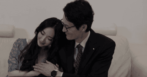 【韩网新闻】儿媳妇跟公公曾是赞助关系！甚至一起生活过！儿子却完全不在乎……