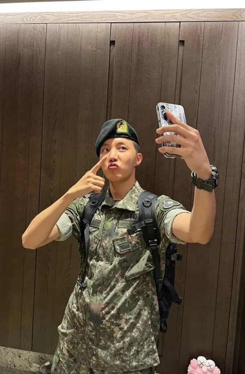 Image Source l IG&nbsp;jhope