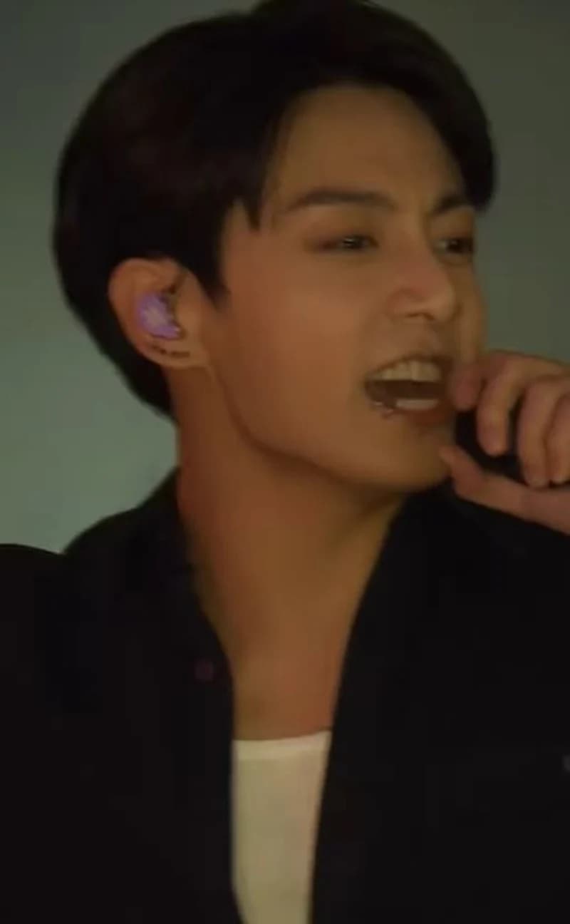Image Source lbighitofficial