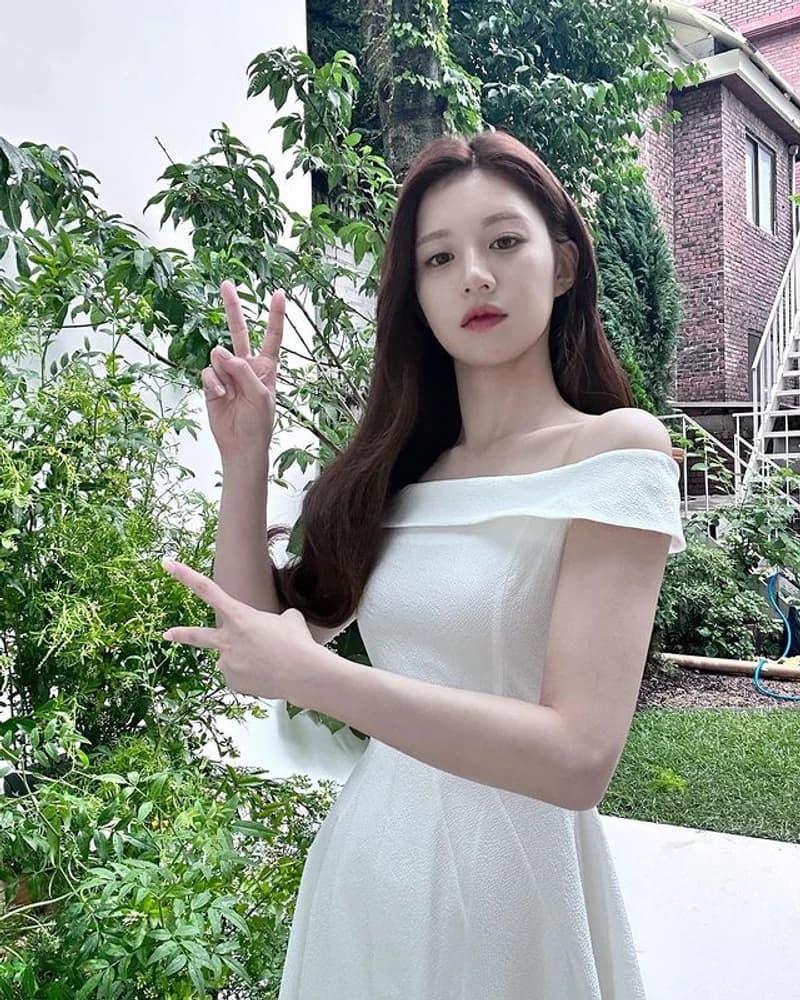 Image Source：instagram |&nbsp;goyounjung&nbsp;