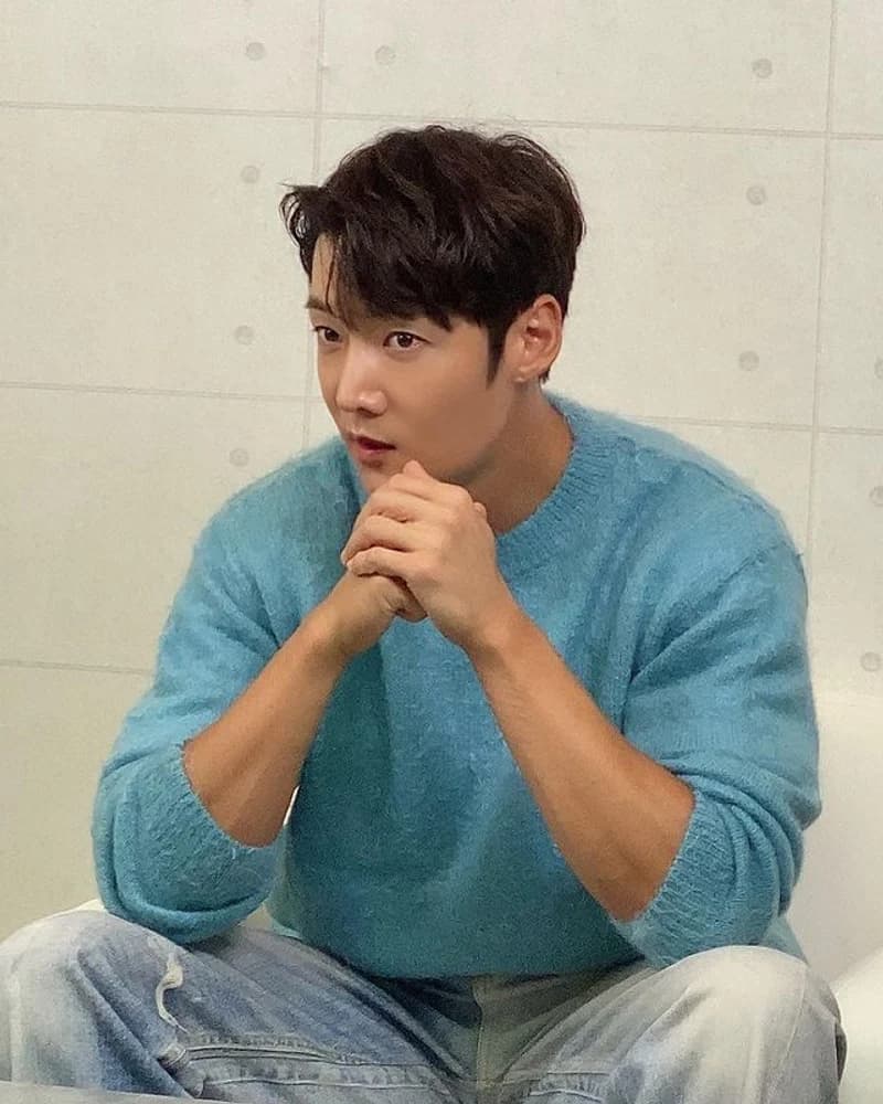 Image Source：instagram |&nbsp;real_jinhyuk