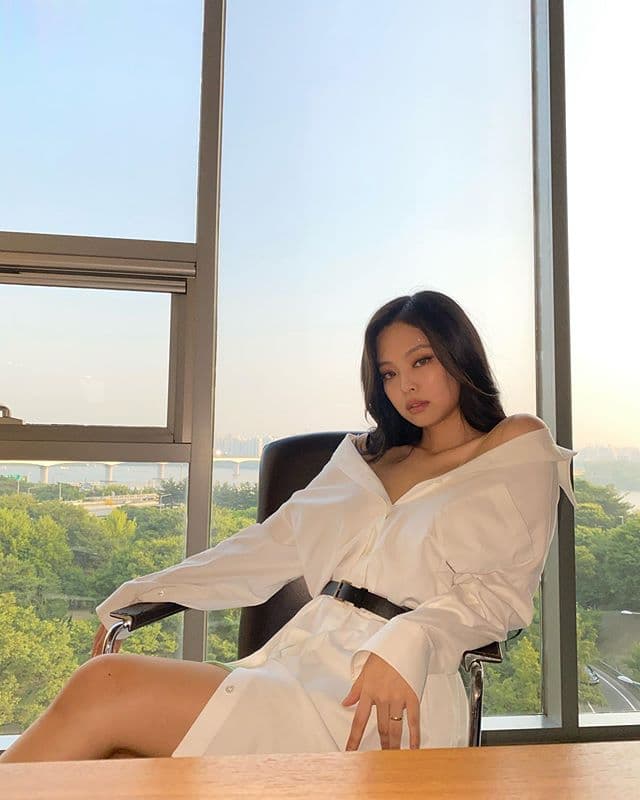 instagram | jennierubyjane