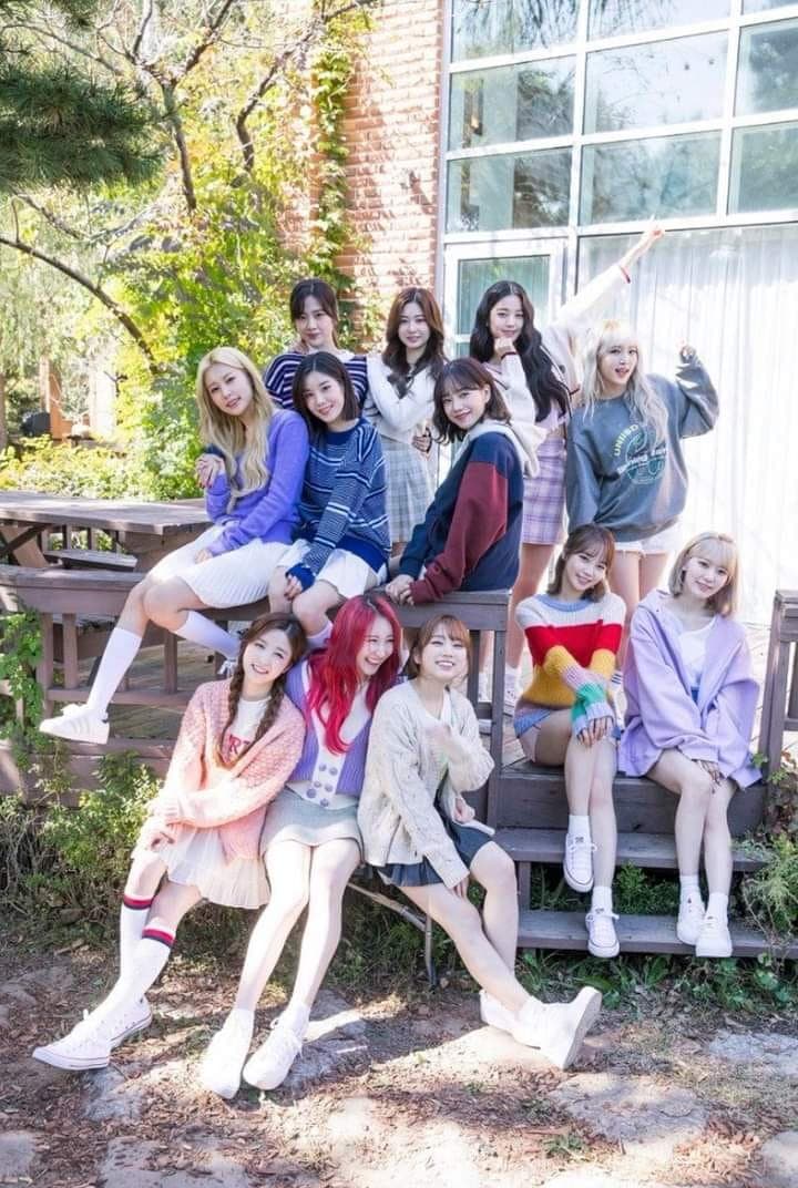 Image Source instagram | IZ*ONE
