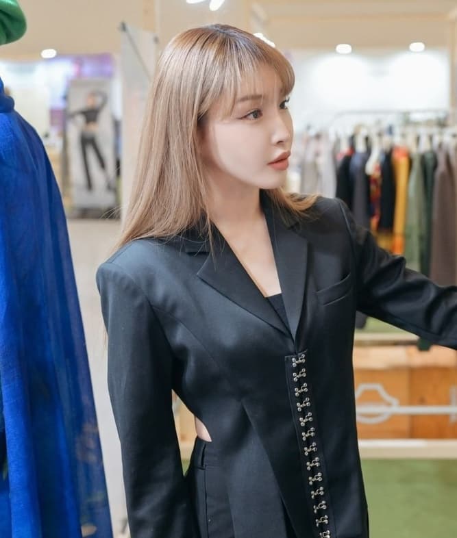 Image Source_Instagram |chungha_official