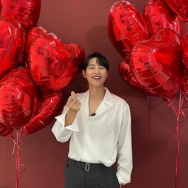 Image source_ Instagram | hi_songjoongki