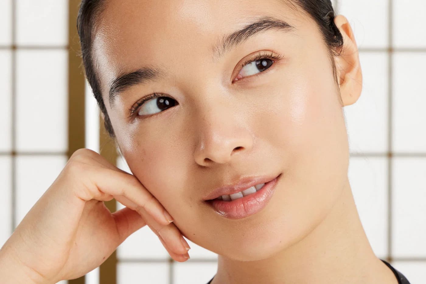 [深度解析] K-Beauty 大戰 J-Beauty：打造閃耀美肌的兩條路徑