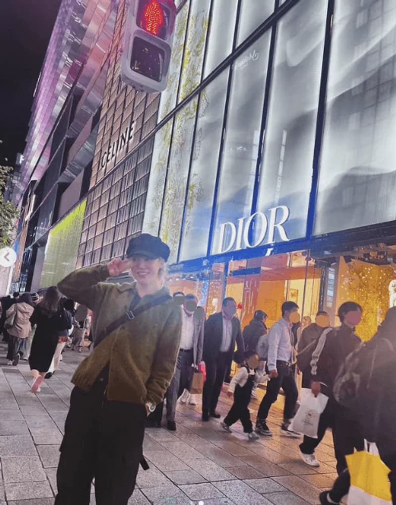 Image Source l jimin IG