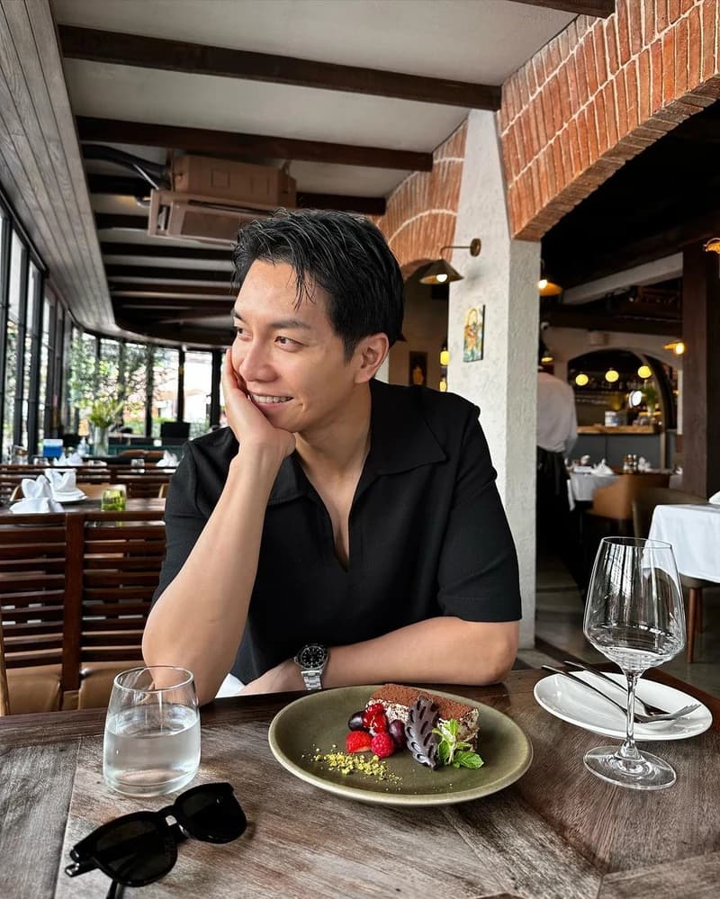 Image Source lleeseunggi.official