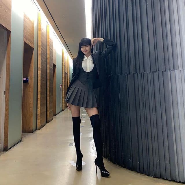 instagram | lalalalisa_m
